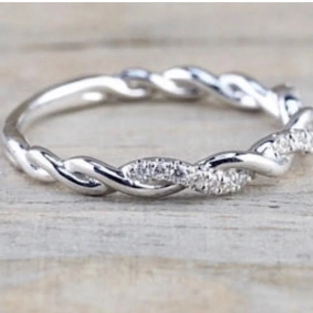 Beautiful & simple silver filled infinity ♾ ring with white crystals